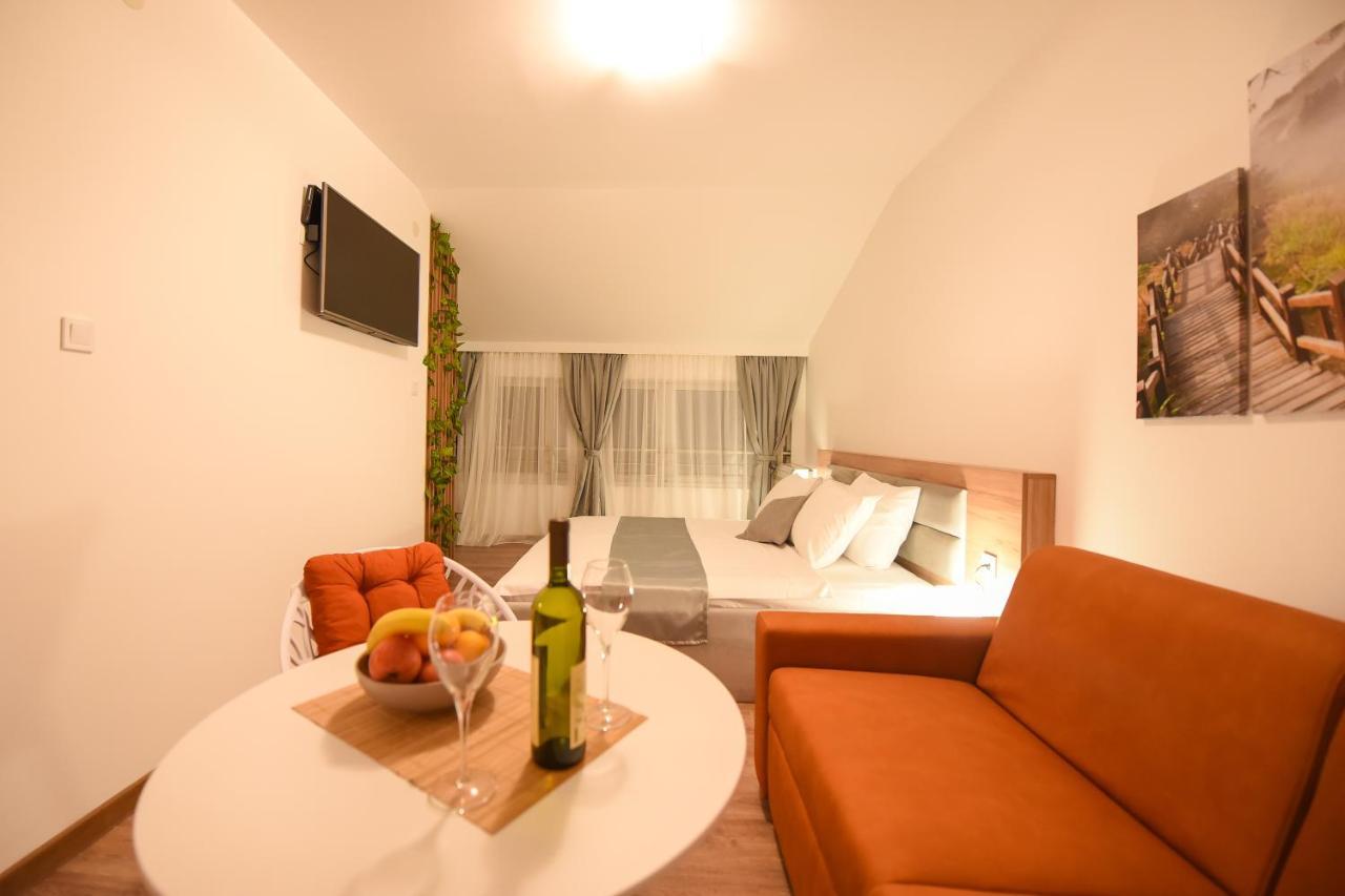 Korzo Apartmani Podgorica Exterior foto