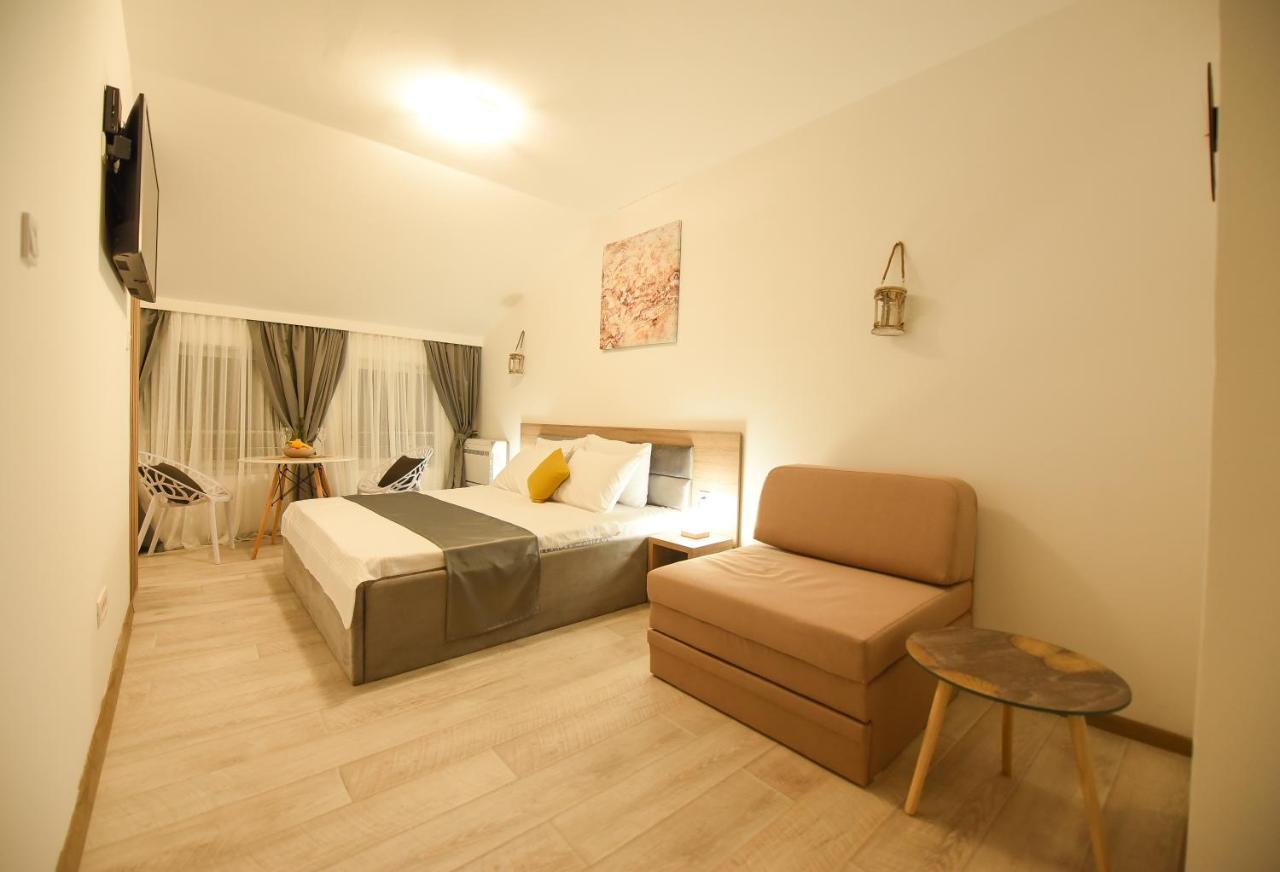 Korzo Apartmani Podgorica Exterior foto