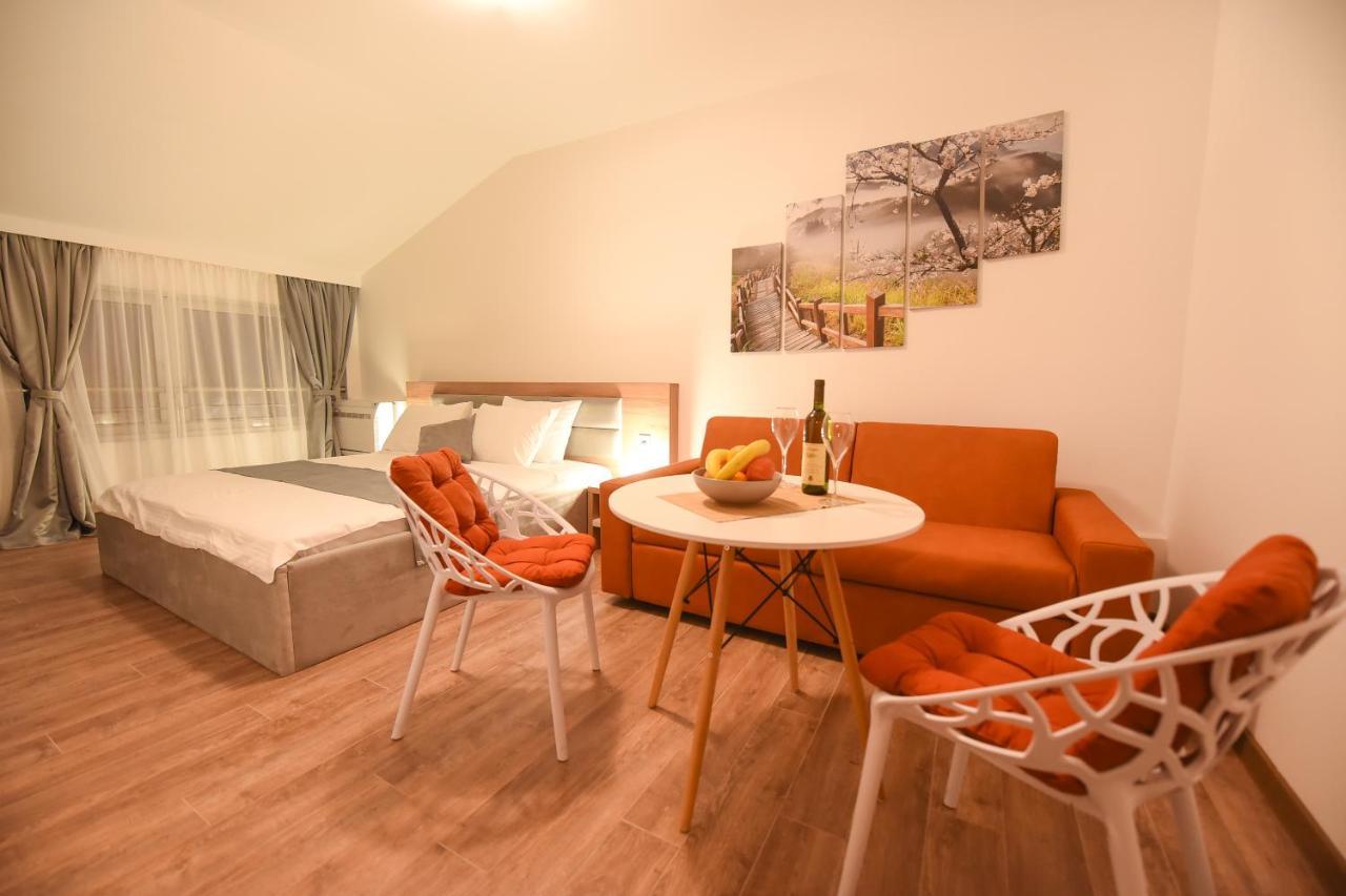 Korzo Apartmani Podgorica Exterior foto