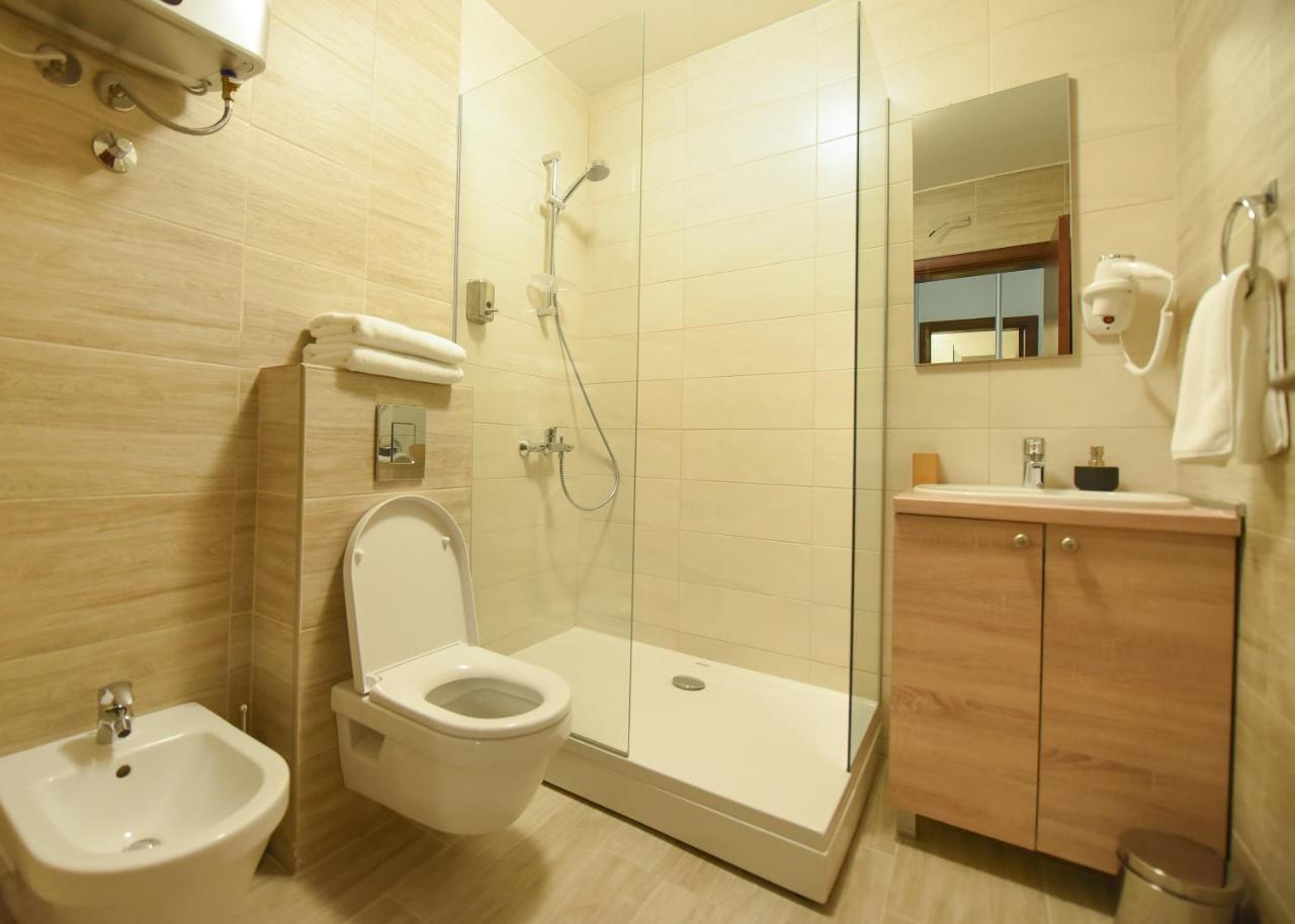 Korzo Apartmani Podgorica Exterior foto