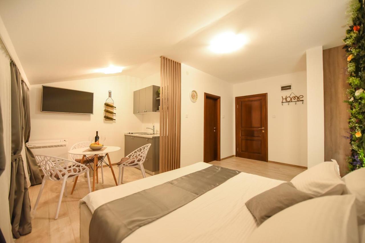 Korzo Apartmani Podgorica Exterior foto