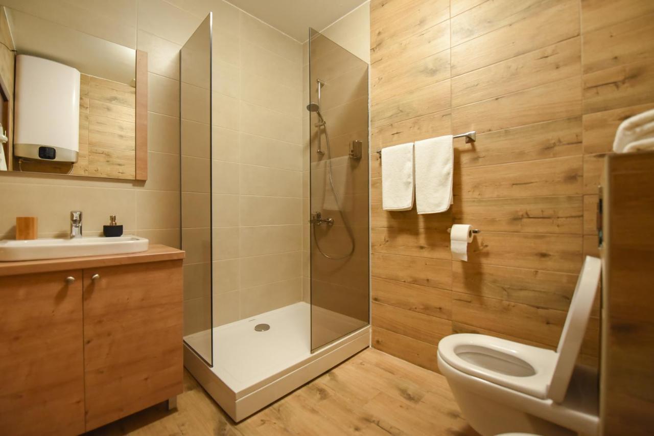 Korzo Apartmani Podgorica Exterior foto